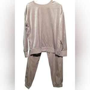 Donna Karan Velvet Lounge Set in Soft Cream Size Small EUC PTP 24 Waist 38